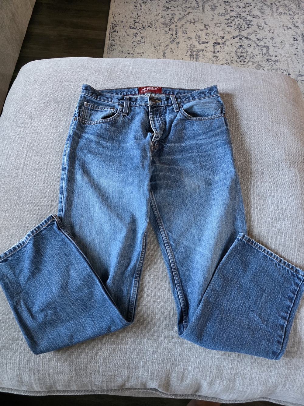 Arizona Jean Company Women's Original Straight Light Blue Jeans
